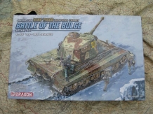 images/productimages/small/King Tiger Battle of the Bulge Dragon 1;35 voor.jpg